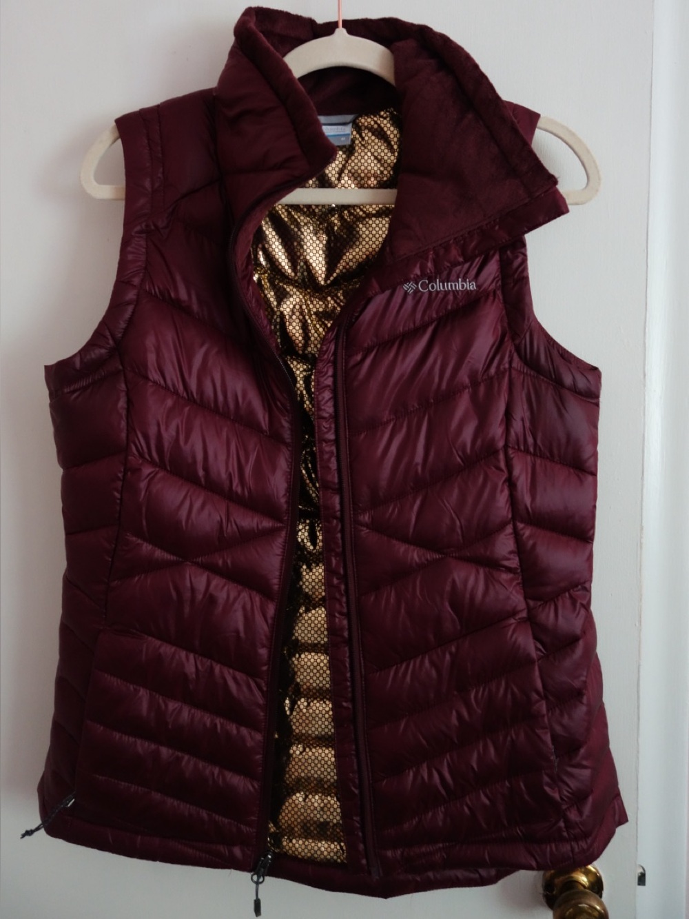 Women’s Columbia Omnitech Puffer Vest Maroon